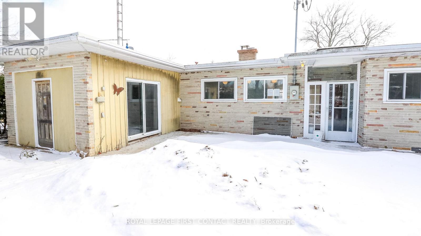 












21 GLASSFORD ROAD

,
Kawartha Lakes,




Ontario
K0M2C0

