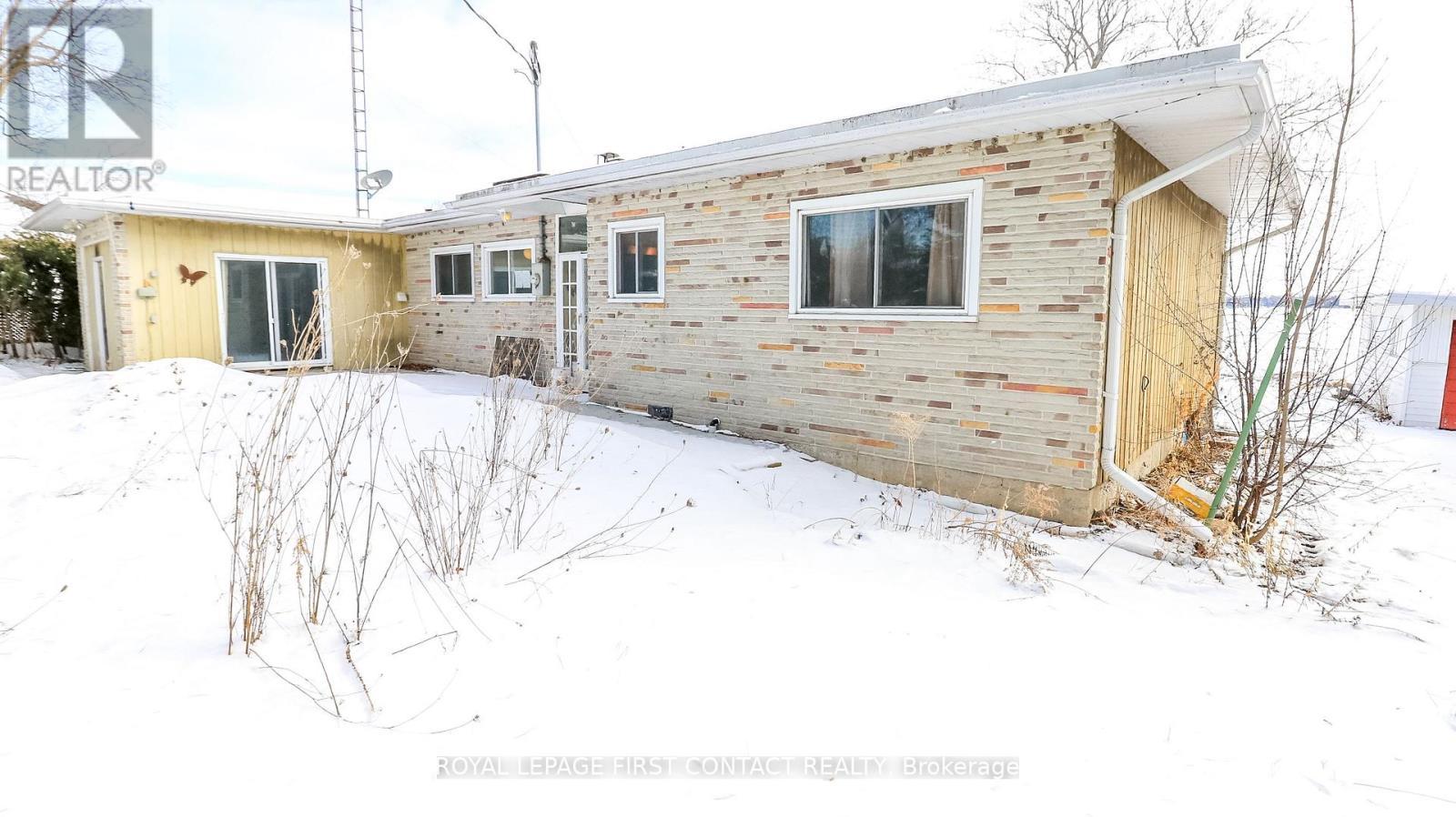 












21 GLASSFORD ROAD

,
Kawartha Lakes,




Ontario
K0M2C0

