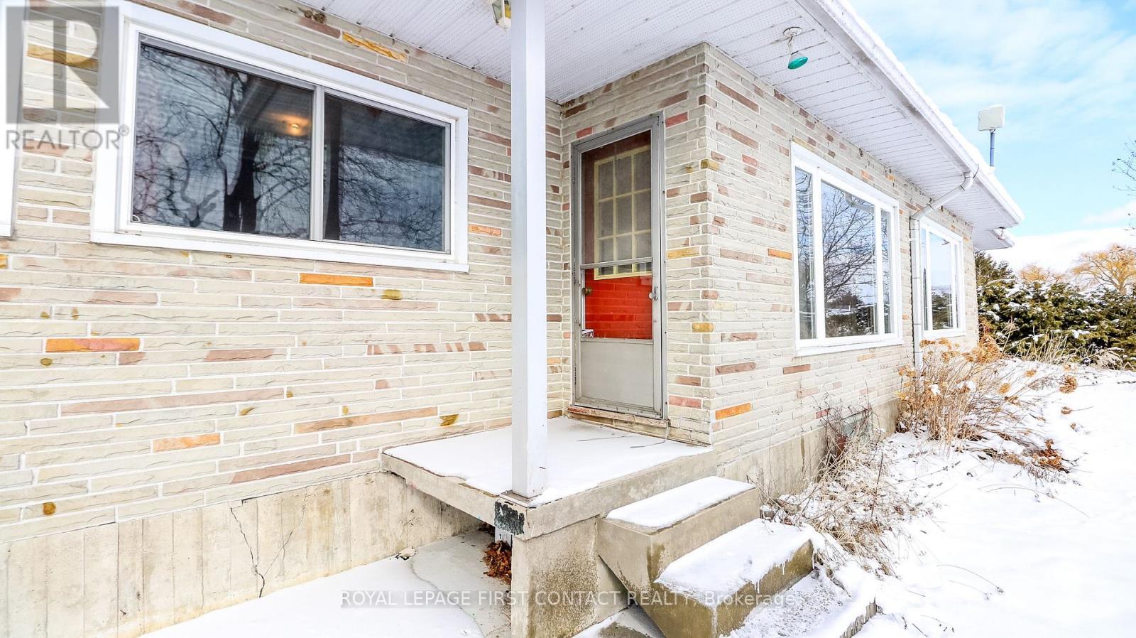 












21 GLASSFORD ROAD

,
Kawartha Lakes,




Ontario
K0M2C0

