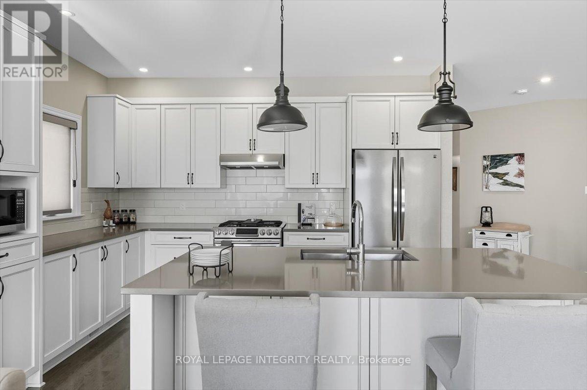 












819 TEWIN CIRCLE

,
Ottawa,




Ontario
K4A1K2

