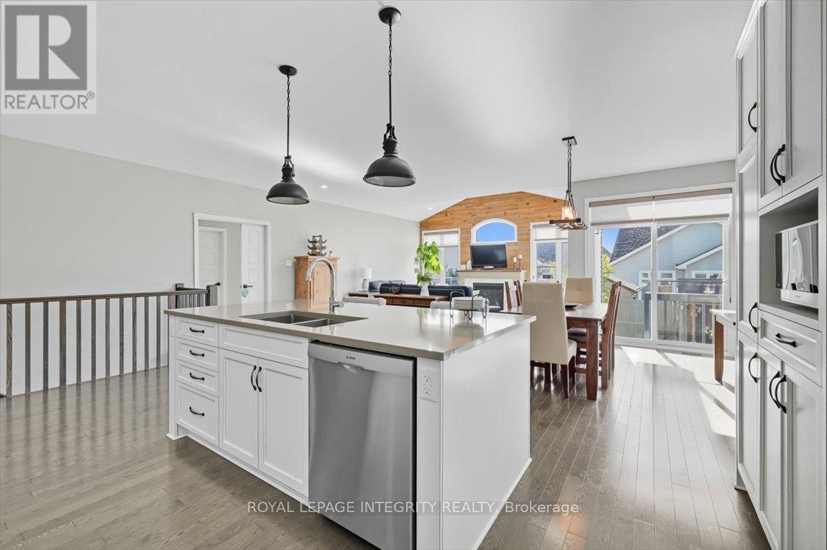 












819 TEWIN CIRCLE

,
Ottawa,




Ontario
K4A1K2

