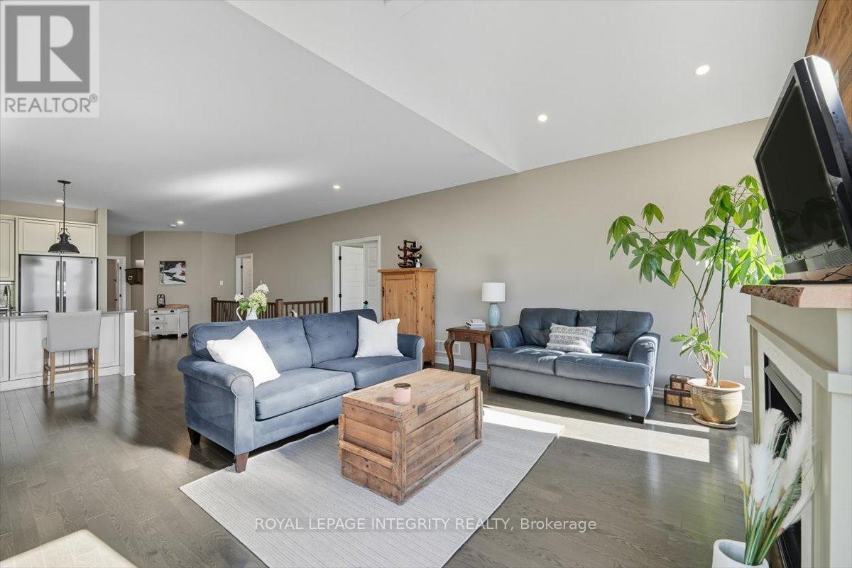 












819 TEWIN CIRCLE

,
Ottawa,




Ontario
K4A1K2

