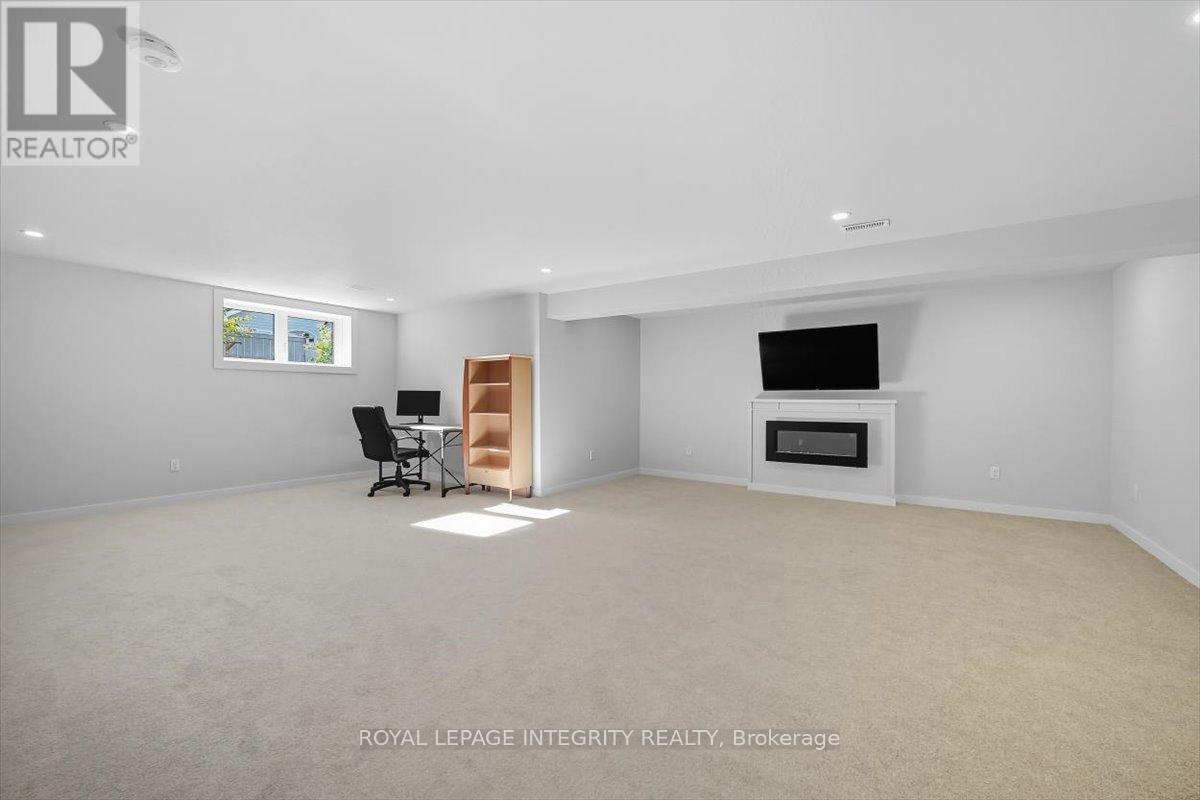 












819 TEWIN CIRCLE

,
Ottawa,




Ontario
K4A1K2

