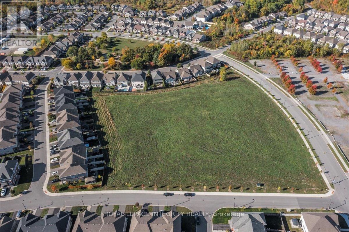 












819 TEWIN CIRCLE

,
Ottawa,




Ontario
K4A1K2

