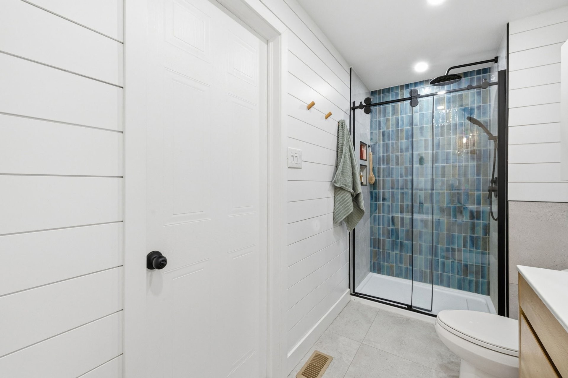 









33Z


Rue du Gisement

,
Gatineau (Hull),




QC
J8Z3J9

