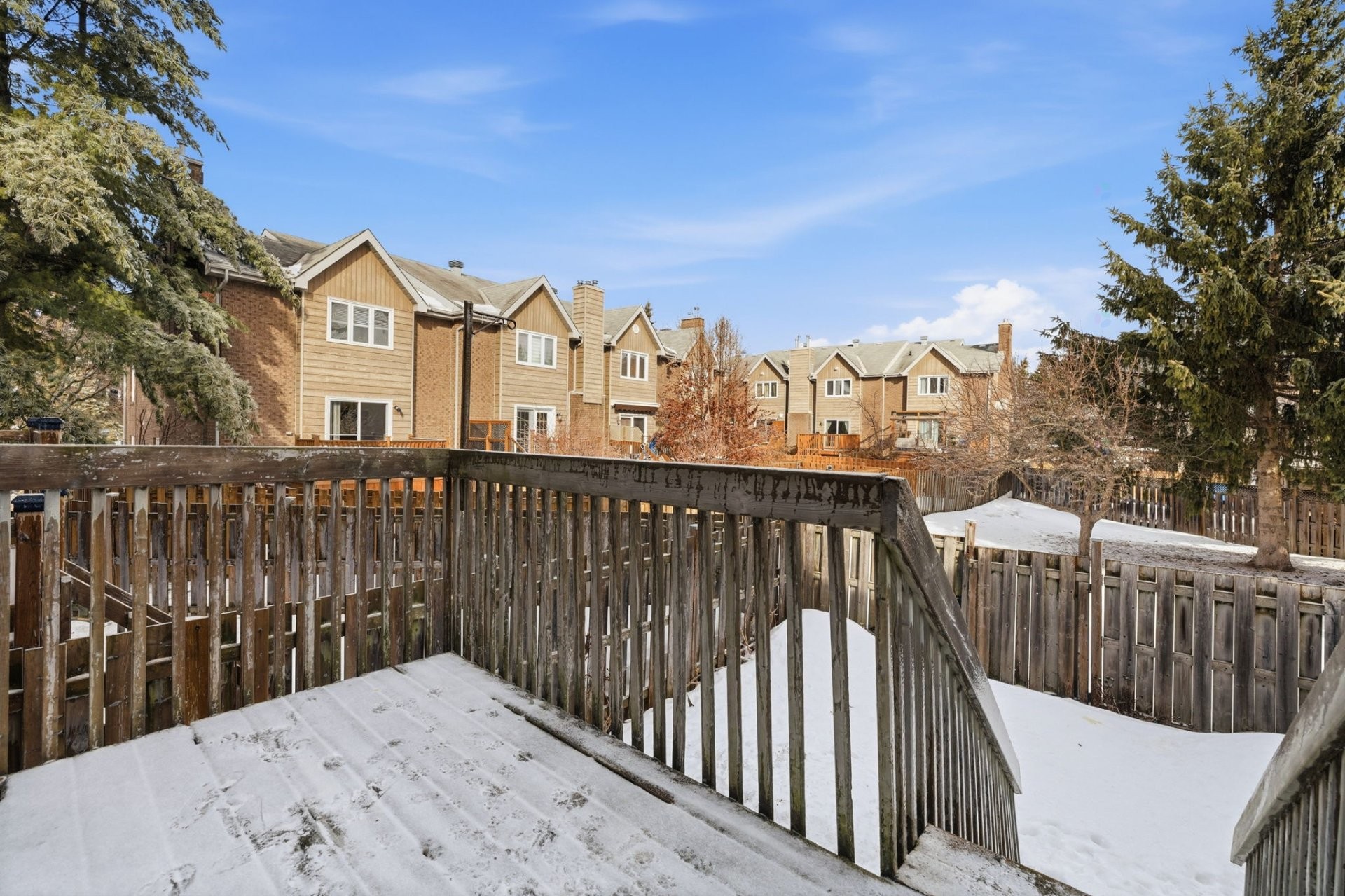 









33Z


Rue du Gisement

,
Gatineau (Hull),




QC
J8Z3J9

