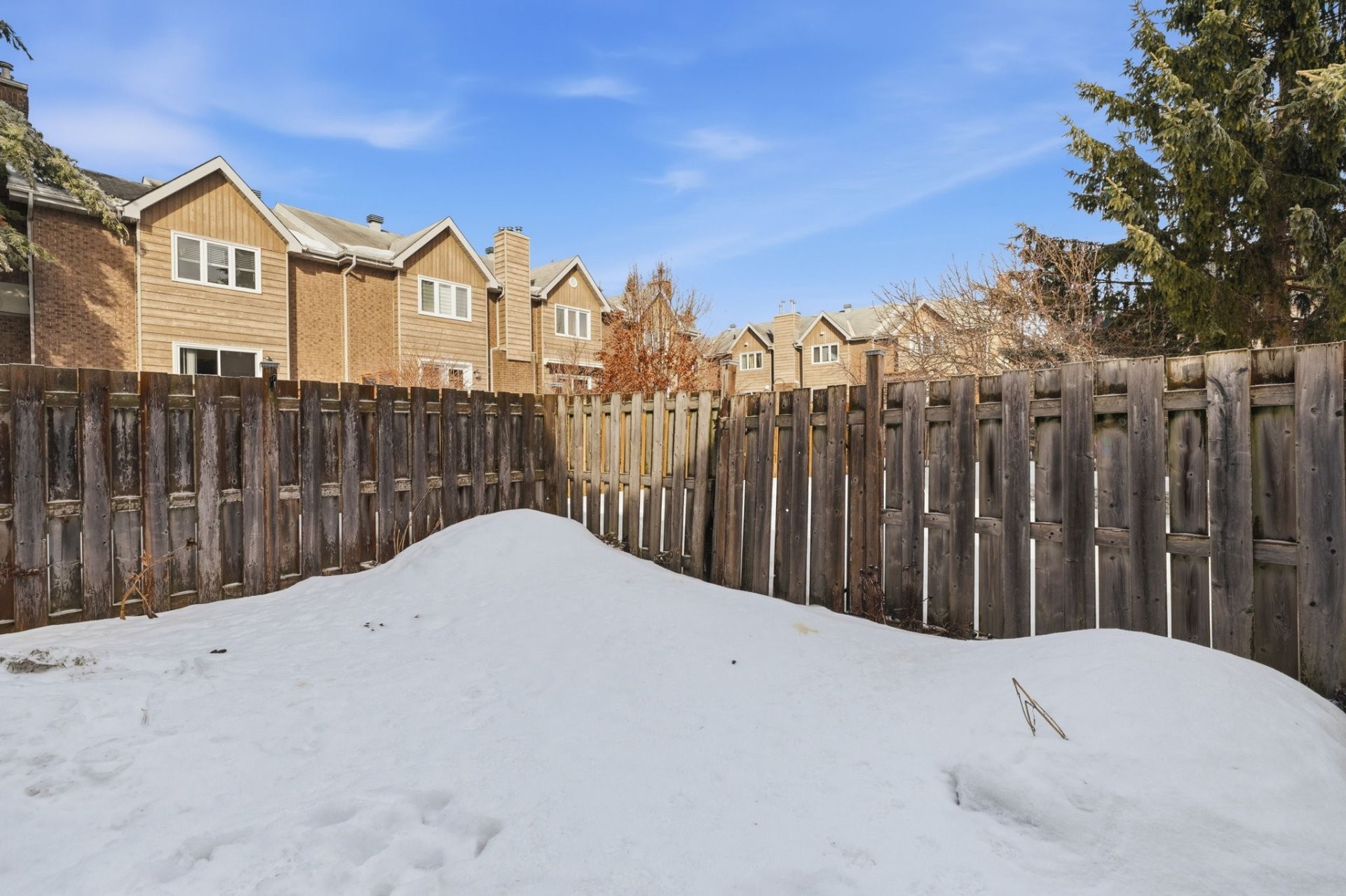 









33Z


Rue du Gisement

,
Gatineau (Hull),




QC
J8Z3J9

