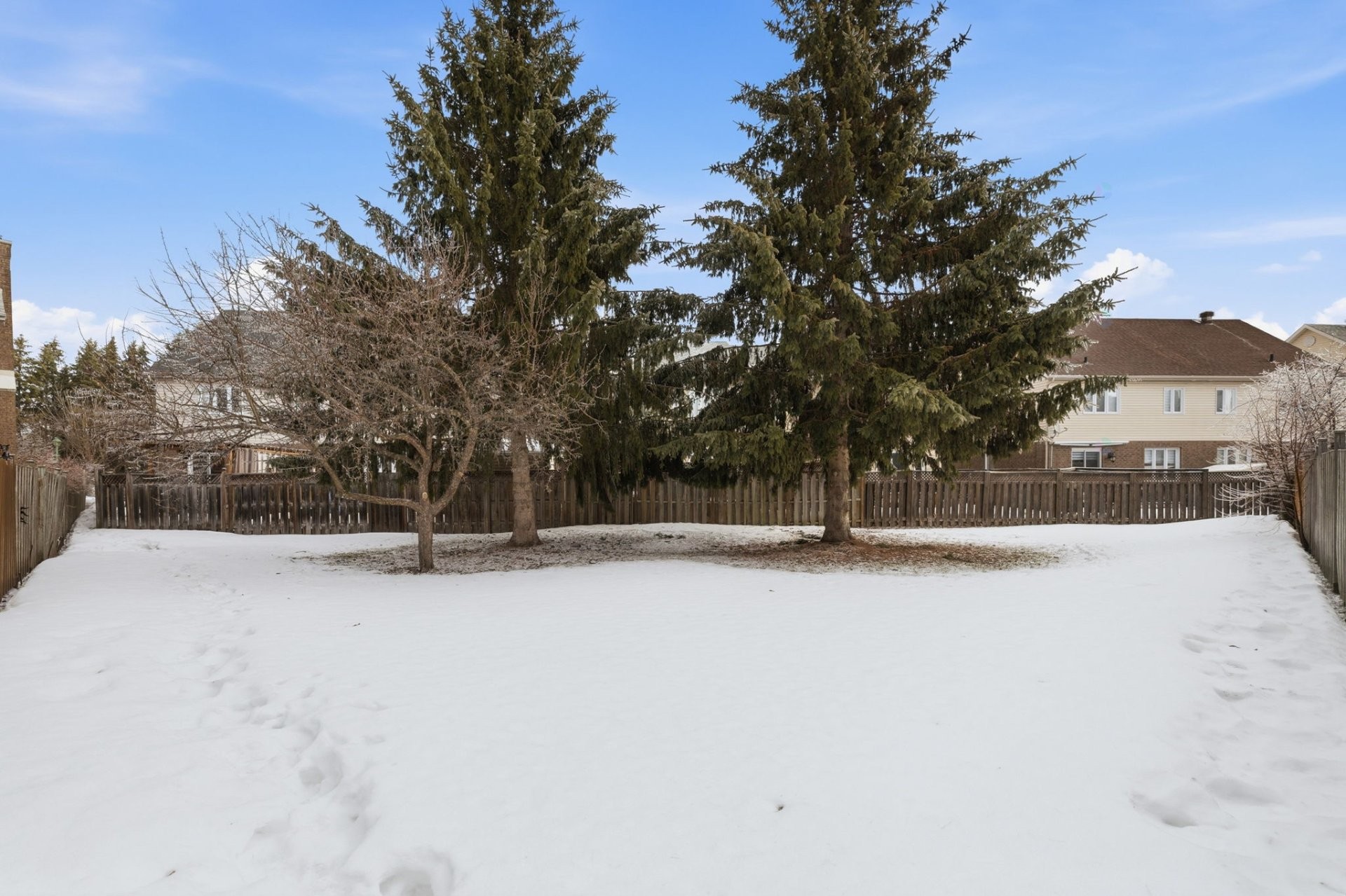 









33Z


Rue du Gisement

,
Gatineau (Hull),




QC
J8Z3J9

