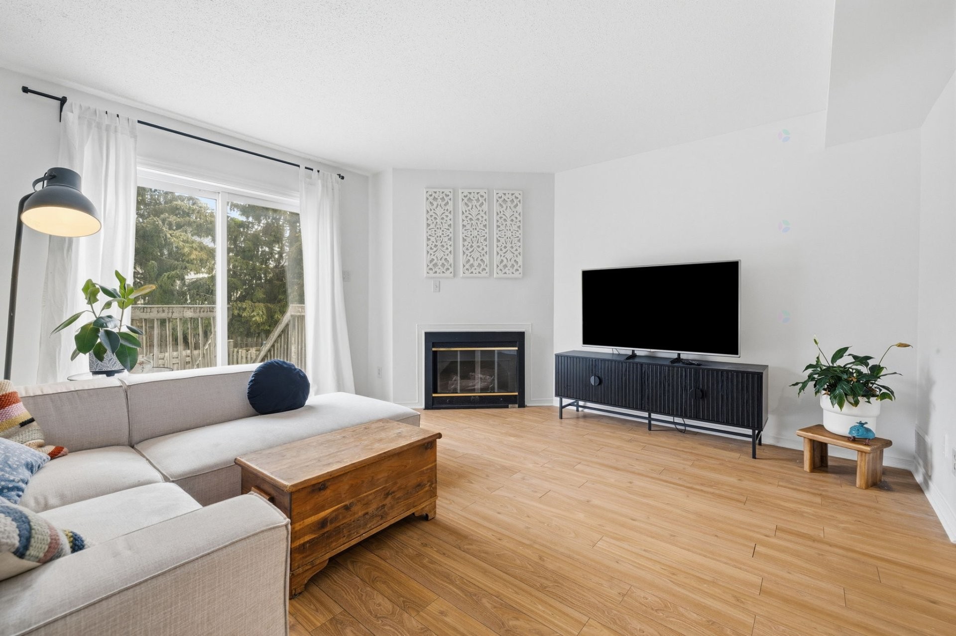 









33Z


Rue du Gisement

,
Gatineau (Hull),




QC
J8Z3J9

