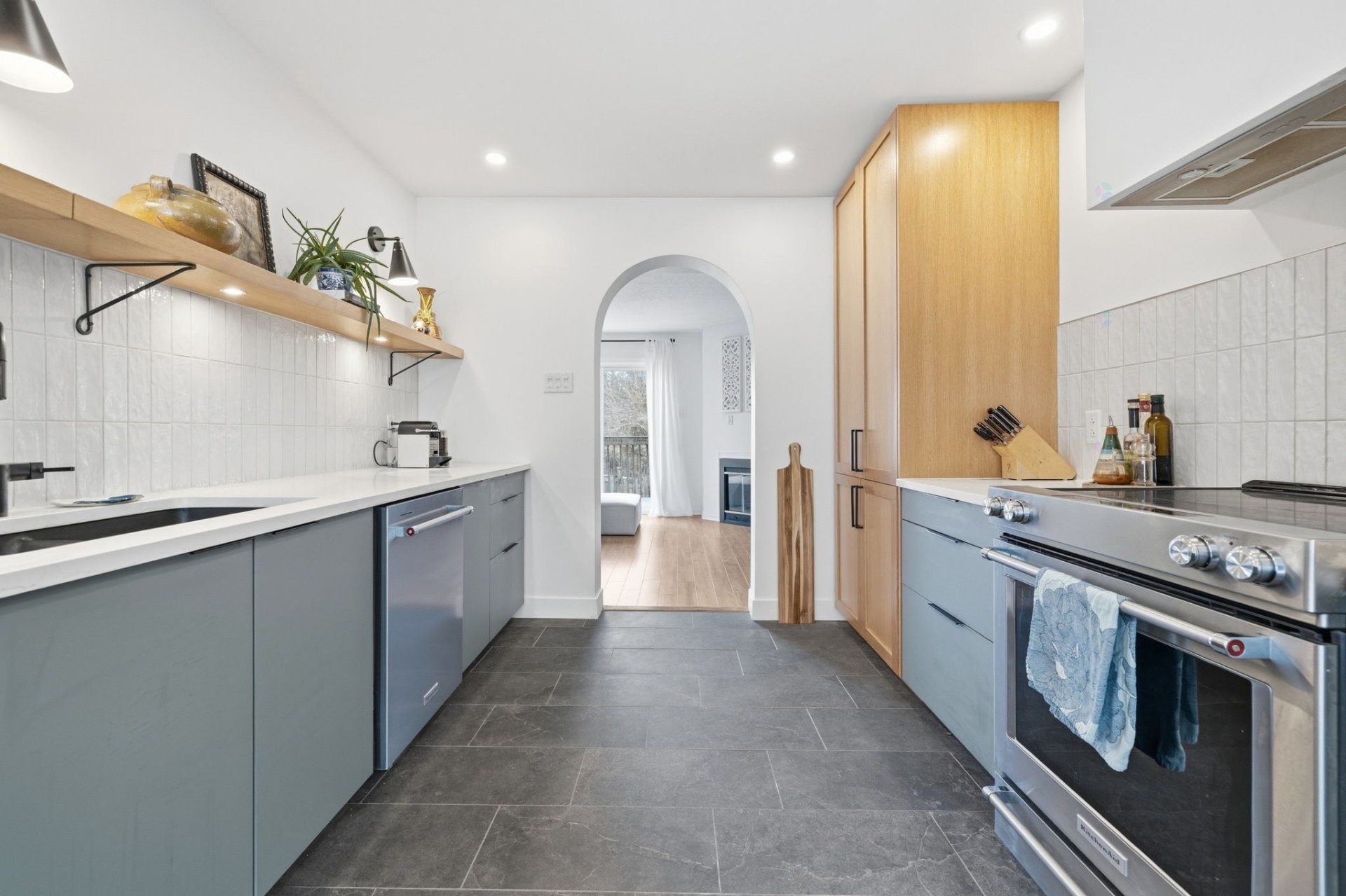 









33Z


Rue du Gisement

,
Gatineau (Hull),




QC
J8Z3J9

