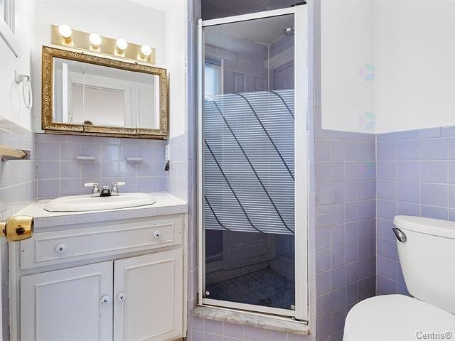 









1010


Rue Ridgewood

,
Laval (Chomedey),




QC
H7W1K8

