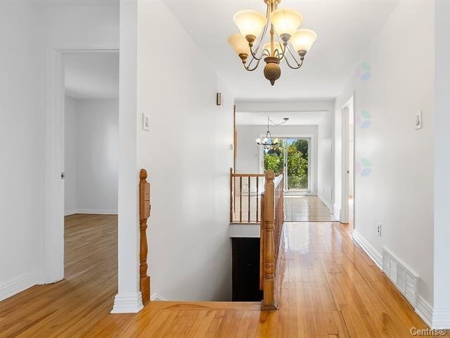 









1010


Rue Ridgewood

,
Laval (Chomedey),




QC
H7W1K8

