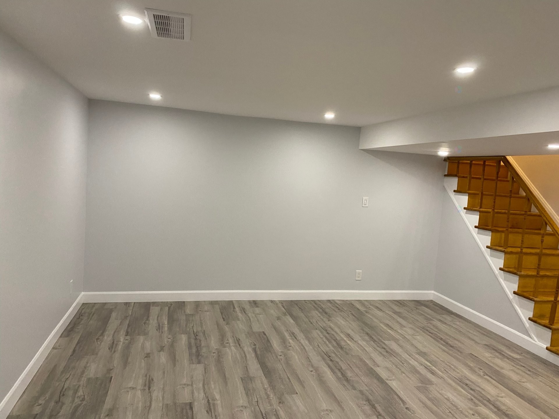 









1010


Rue Ridgewood

,
Laval (Chomedey),




QC
H7W1K8

