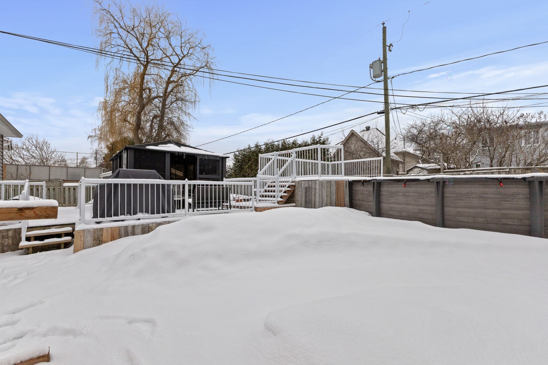 









107


Rue de Batiscan

,
Gatineau (Gatineau),




QC
J8P7S6

