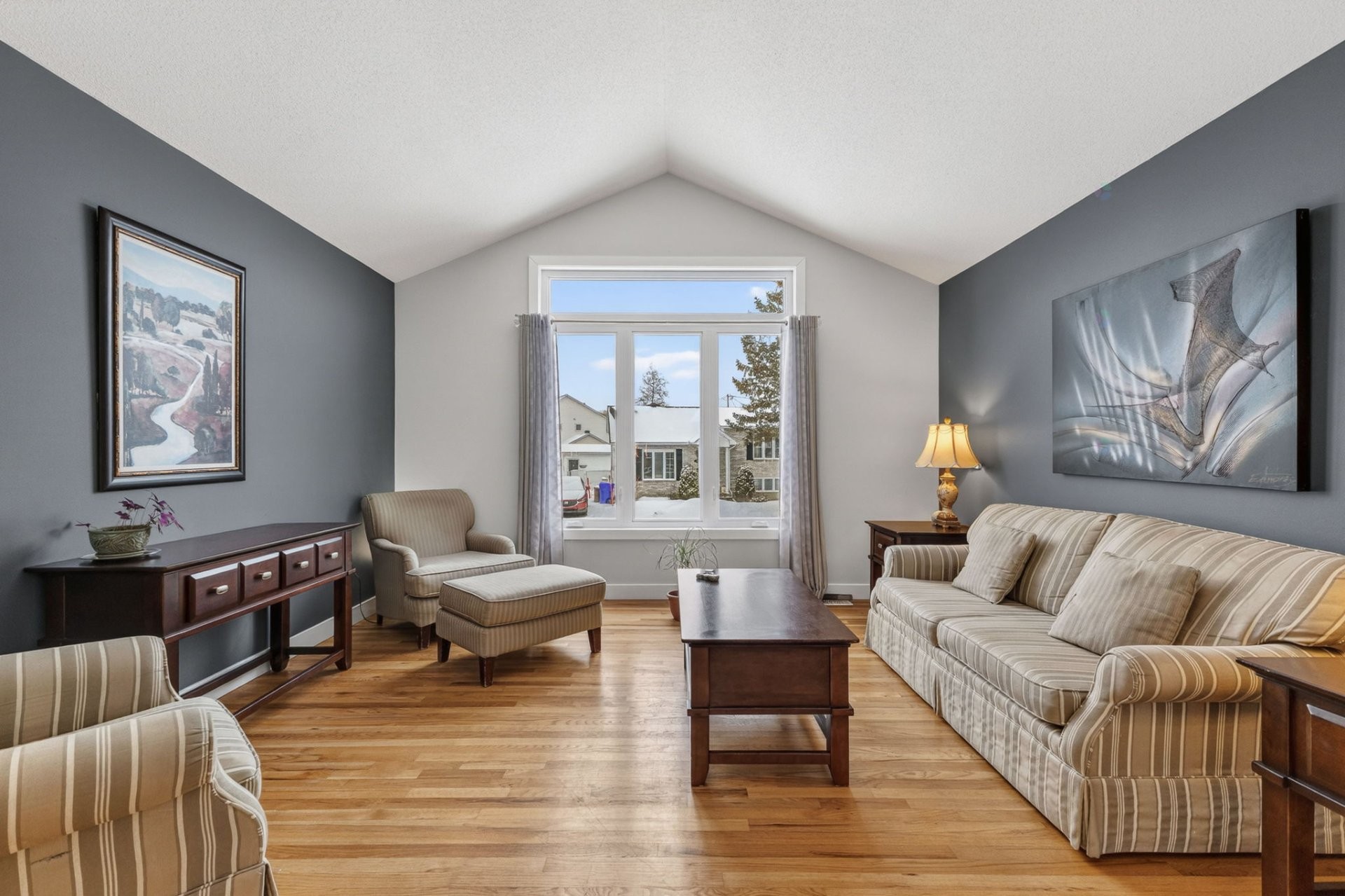 









107


Rue de Batiscan

,
Gatineau (Gatineau),




QC
J8P7S6

