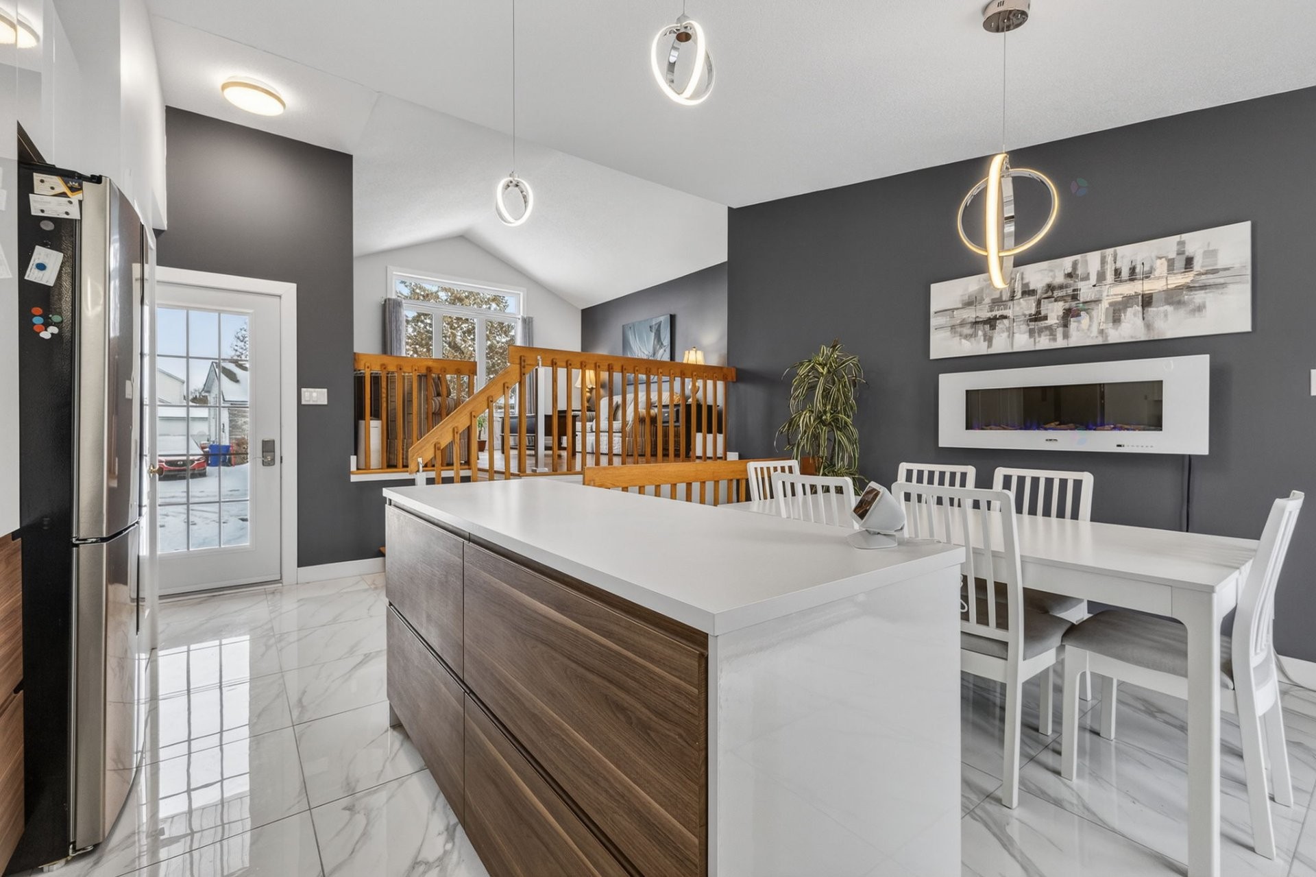 









107


Rue de Batiscan

,
Gatineau (Gatineau),




QC
J8P7S6

