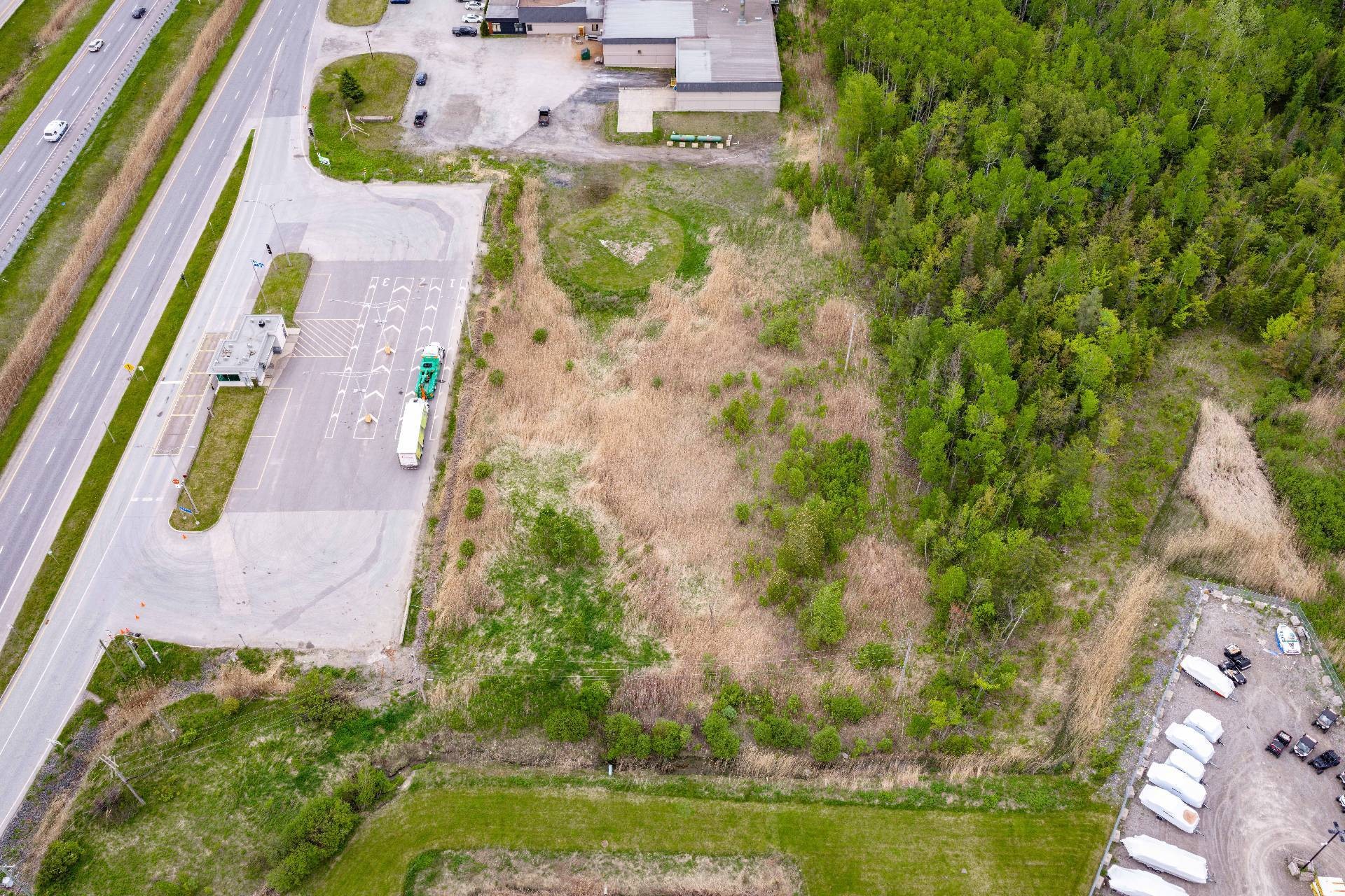 












Boul. Bourque

,
Sherbrooke (Brompton/Rock Forest/Saint-Élie/Deauville),







QC
J1N0G2

