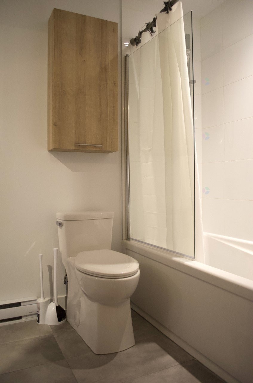 









3882


Rue Léonard

,
Longueuil (Saint-Hubert),




QC
J3Y5M2

