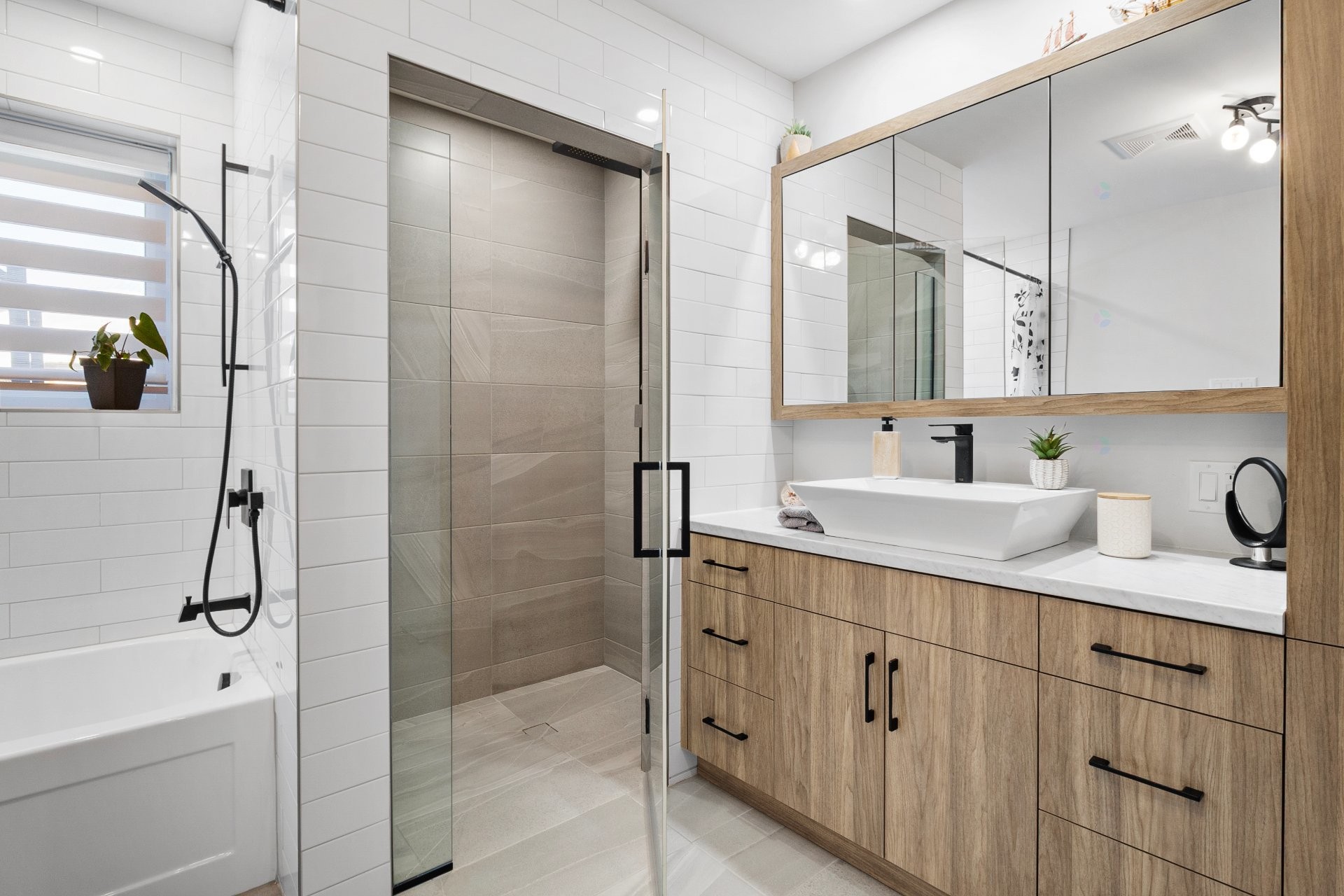 









335


Rue des Mélèzes

,
Cookshire-Eaton,




QC
J0B1M0

