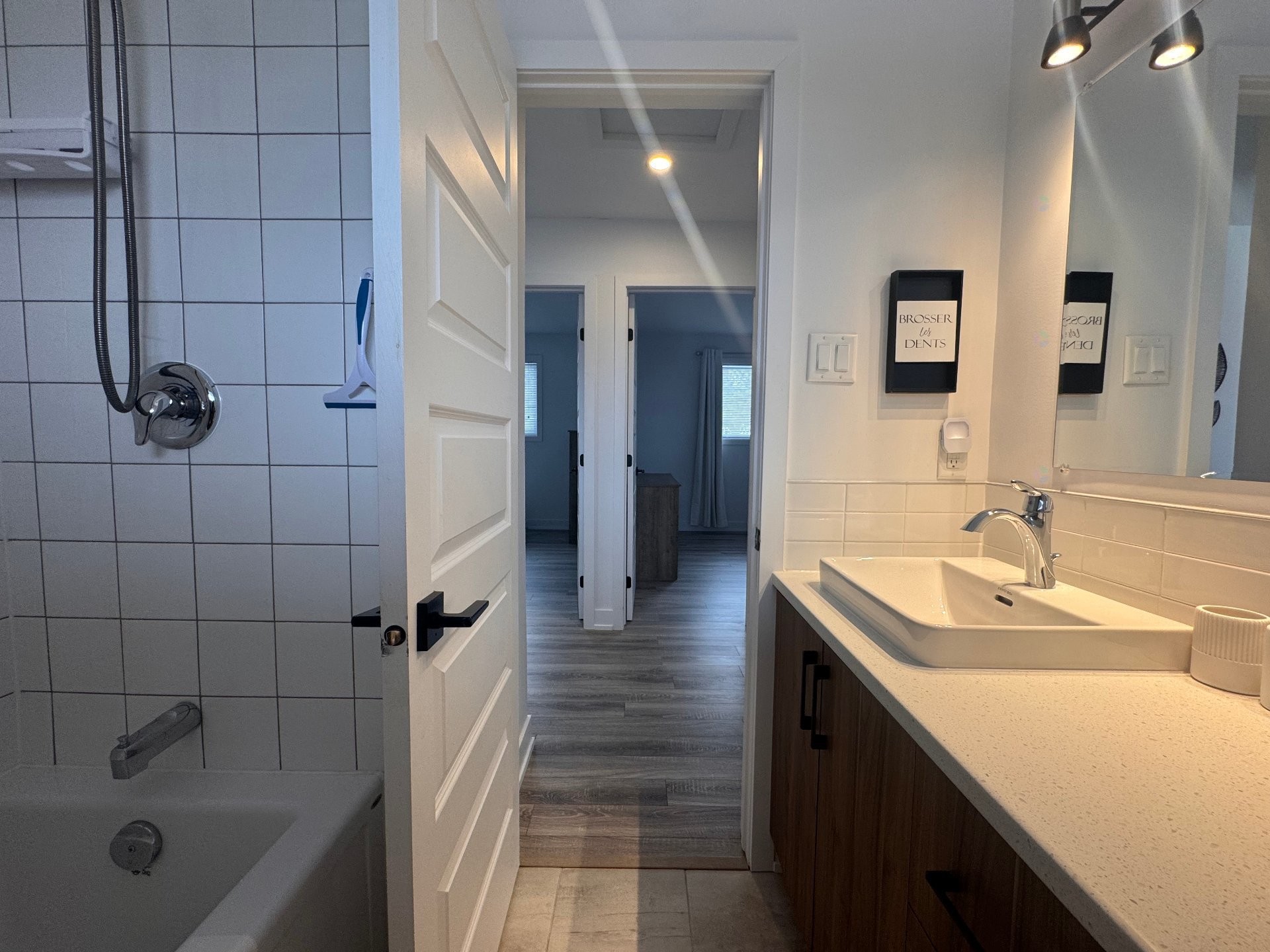 









8


Rue de Mâcon

,
Gatineau (Gatineau),




QC
J8T4M5

