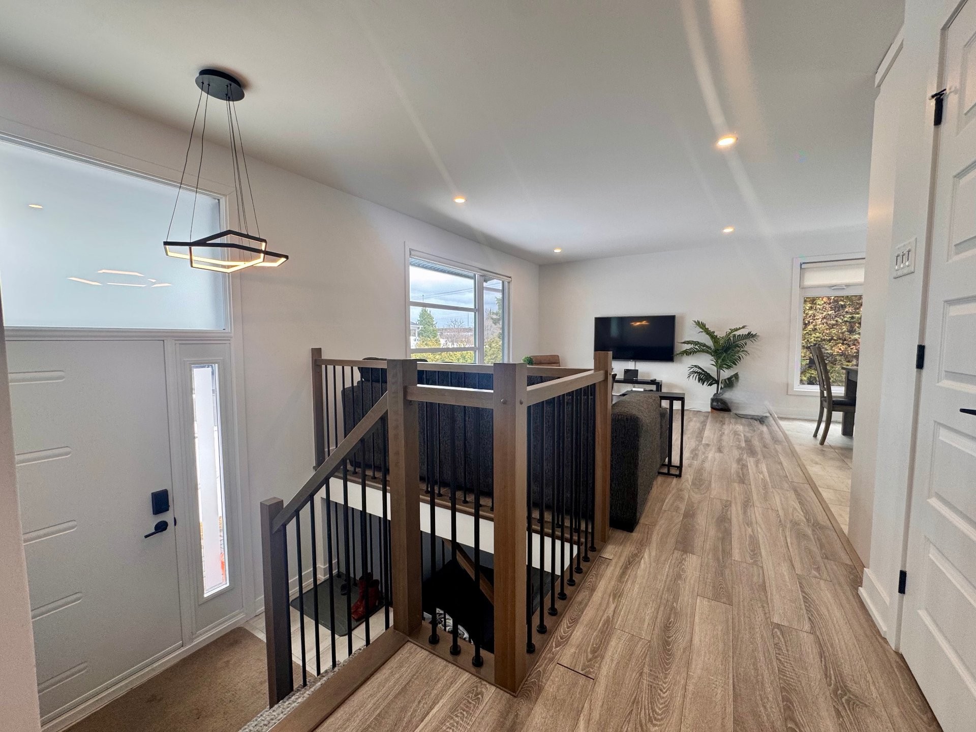 









8


Rue de Mâcon

,
Gatineau (Gatineau),




QC
J8T4M5


