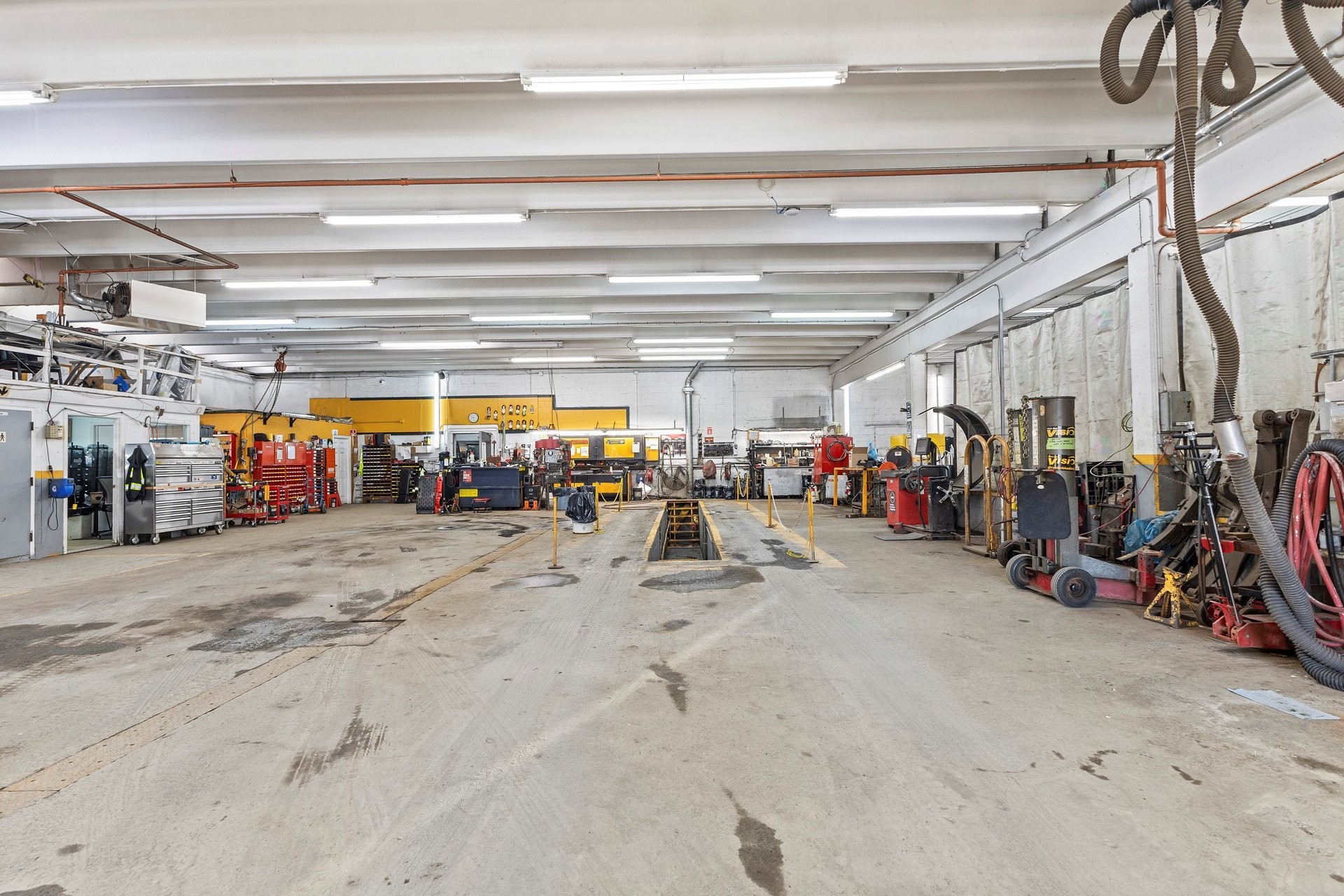 









701


Rue des Ateliers

,
Boucherville,




QC
J4B8H3

