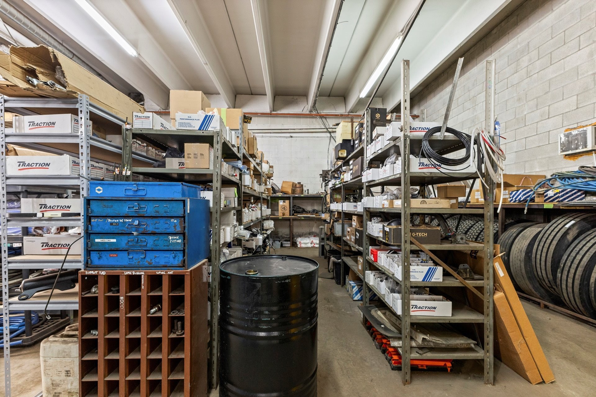 









701


Rue des Ateliers

,
Boucherville,




QC
J4B8H3


