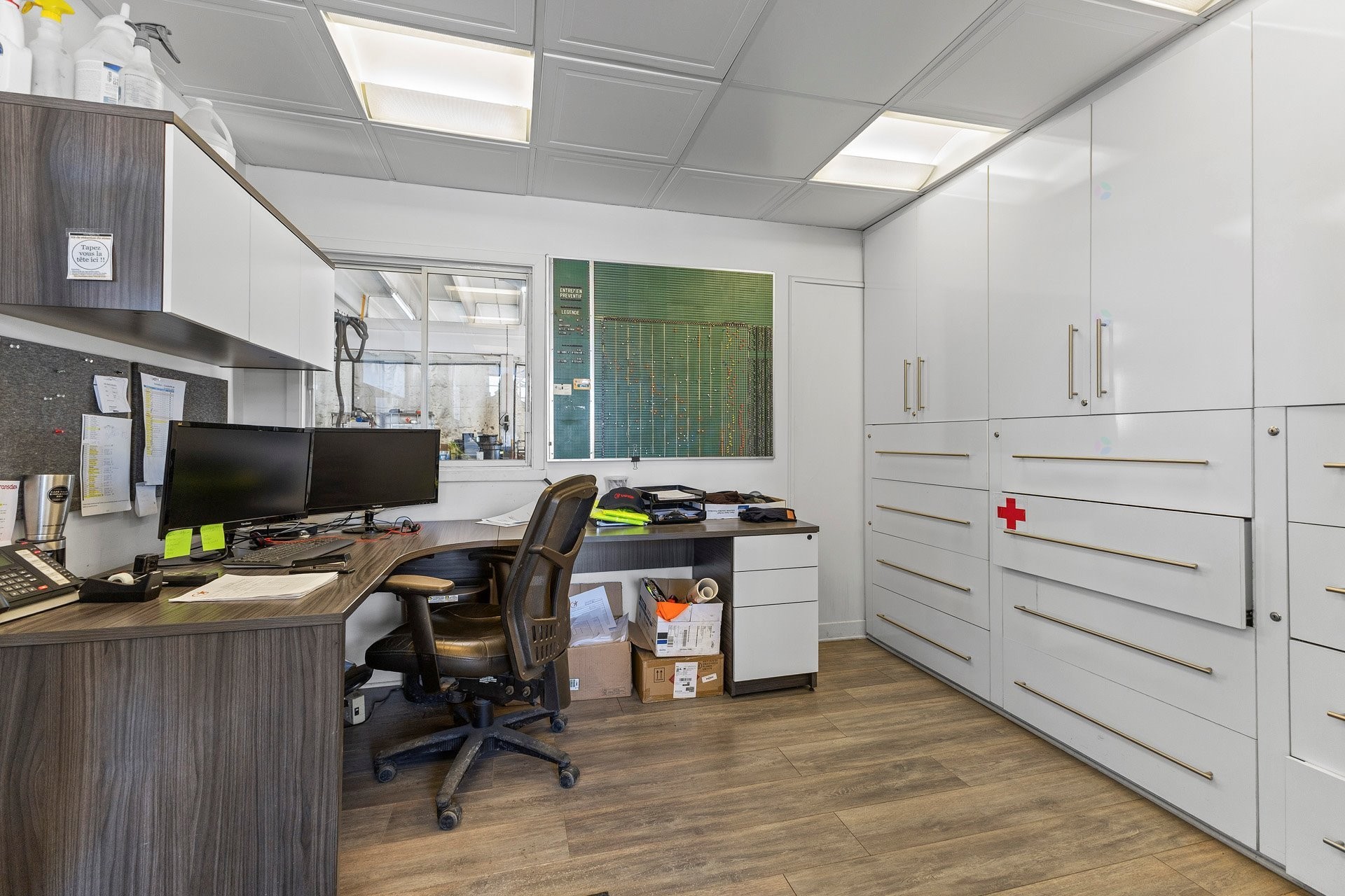 









701


Rue des Ateliers

,
Boucherville,




QC
J4B8H3


