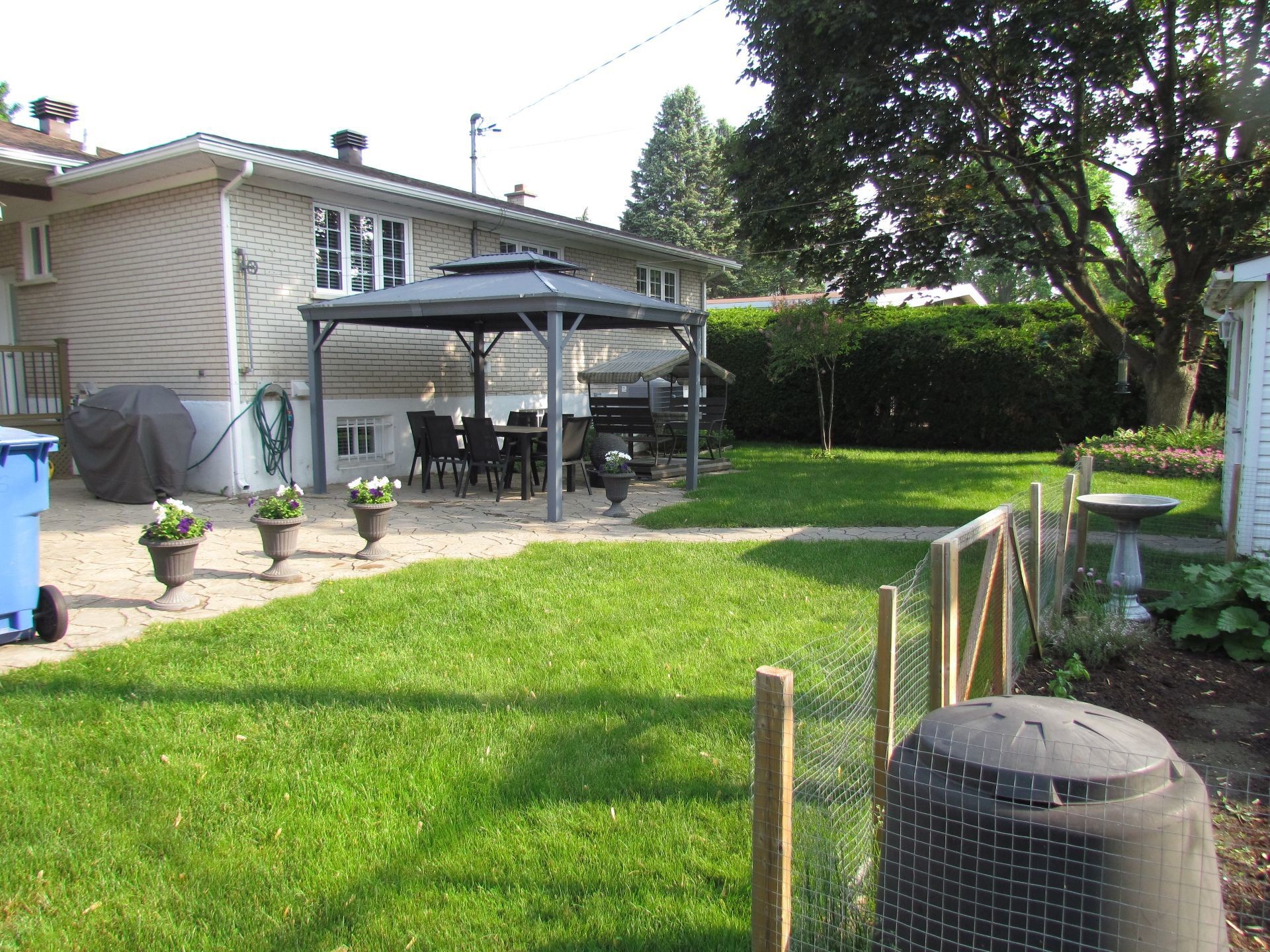 









956


Rue De Levilliers

,
Boucherville,




QC
J4B3Z2

