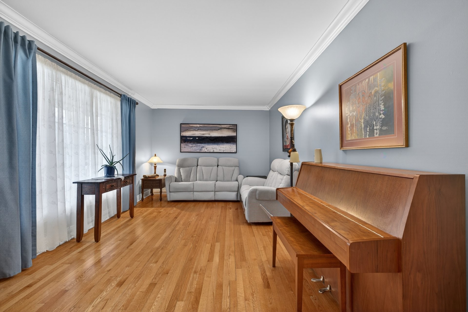 









956


Rue De Levilliers

,
Boucherville,




QC
J4B3Z2


