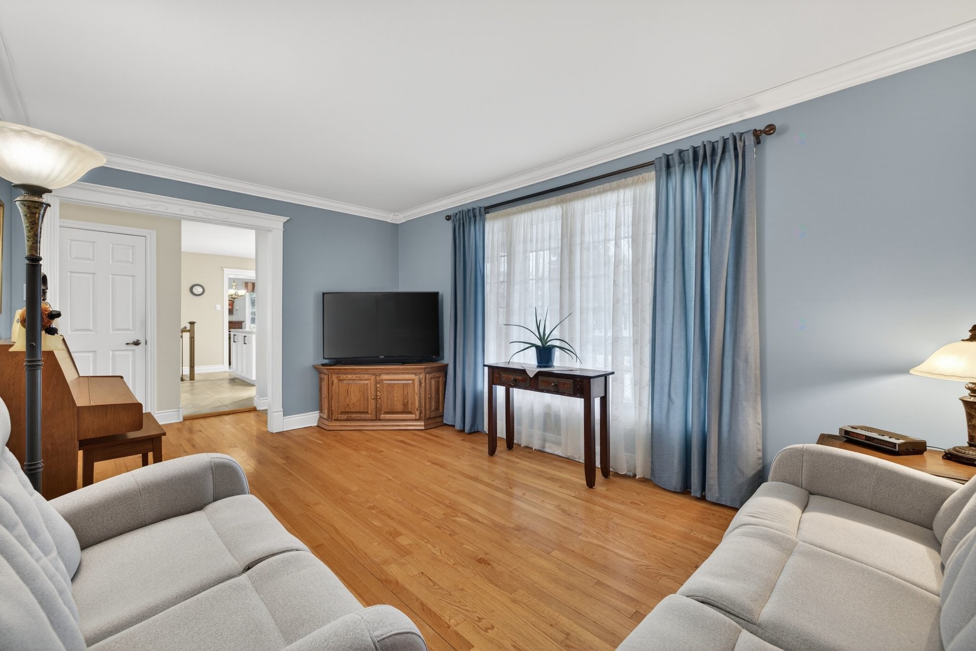 









956


Rue De Levilliers

,
Boucherville,




QC
J4B3Z2


