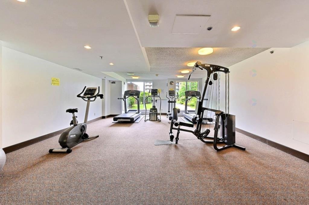 









650


Rue Jean-D'Estrées

, 2108,
Montréal (Ville-Marie),




QC
H3C0G3

