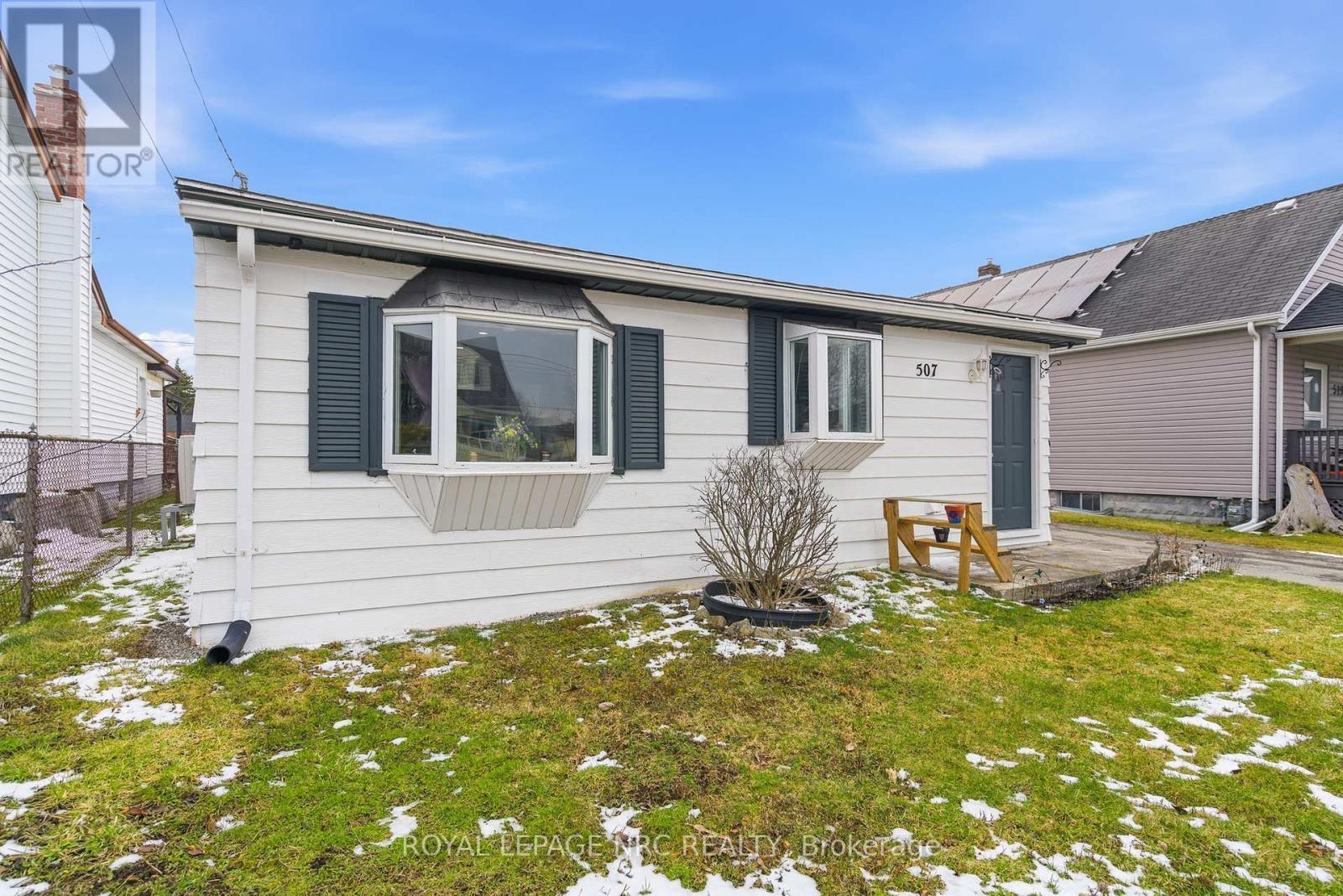 












507 HARRIET STREET

,
Welland (Lincoln/Crowland),




Ontario
L3B2H9

