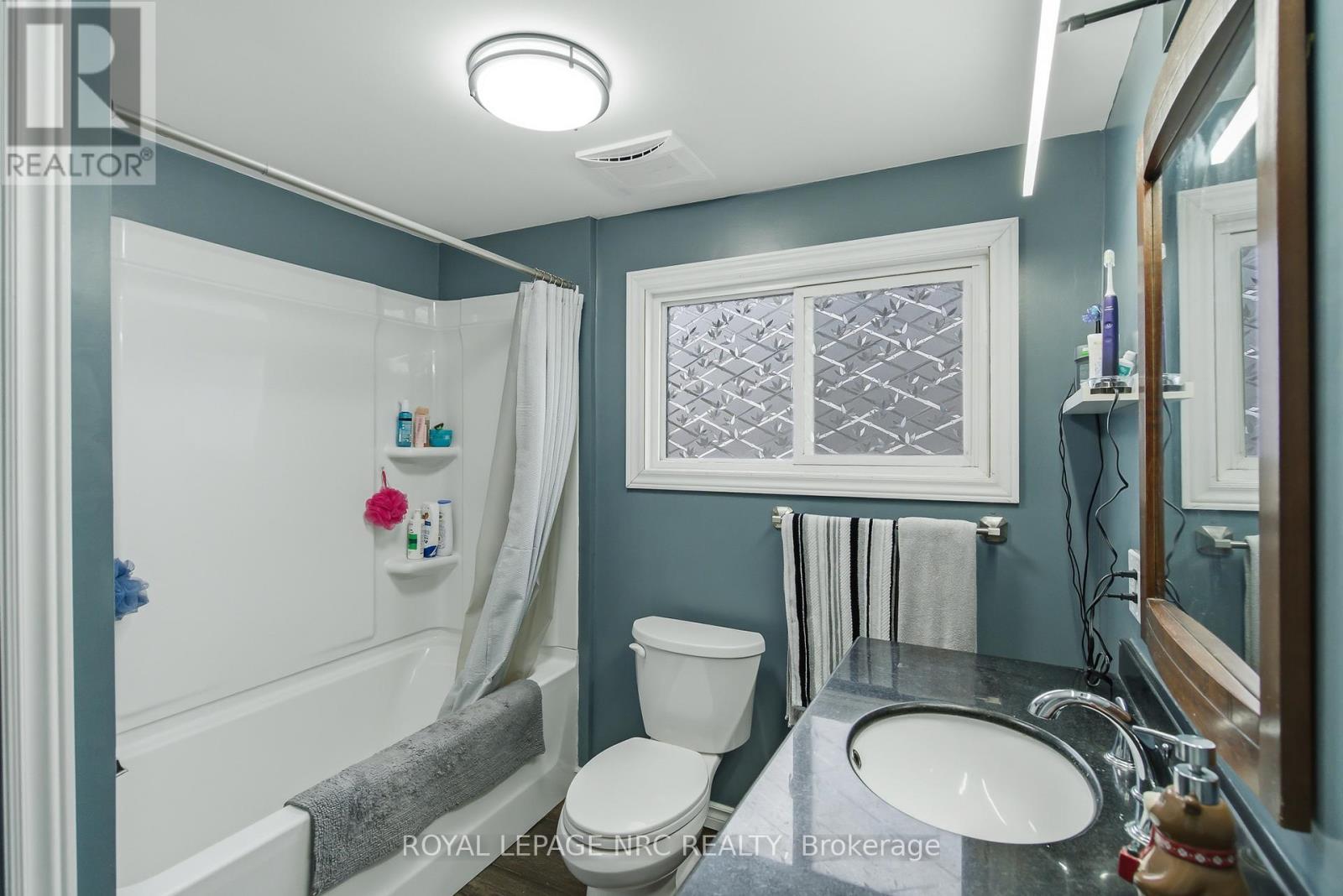 












507 HARRIET STREET

,
Welland (Lincoln/Crowland),




Ontario
L3B2H9

