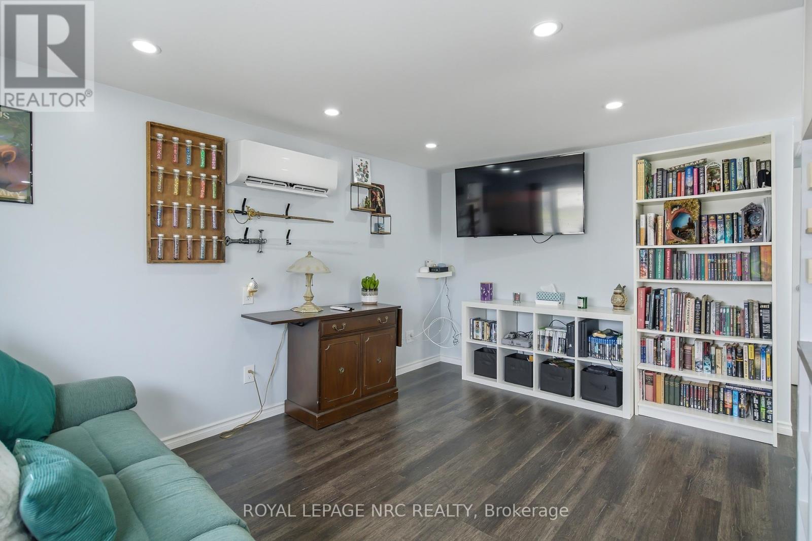 












507 HARRIET STREET

,
Welland (Lincoln/Crowland),




Ontario
L3B2H9

