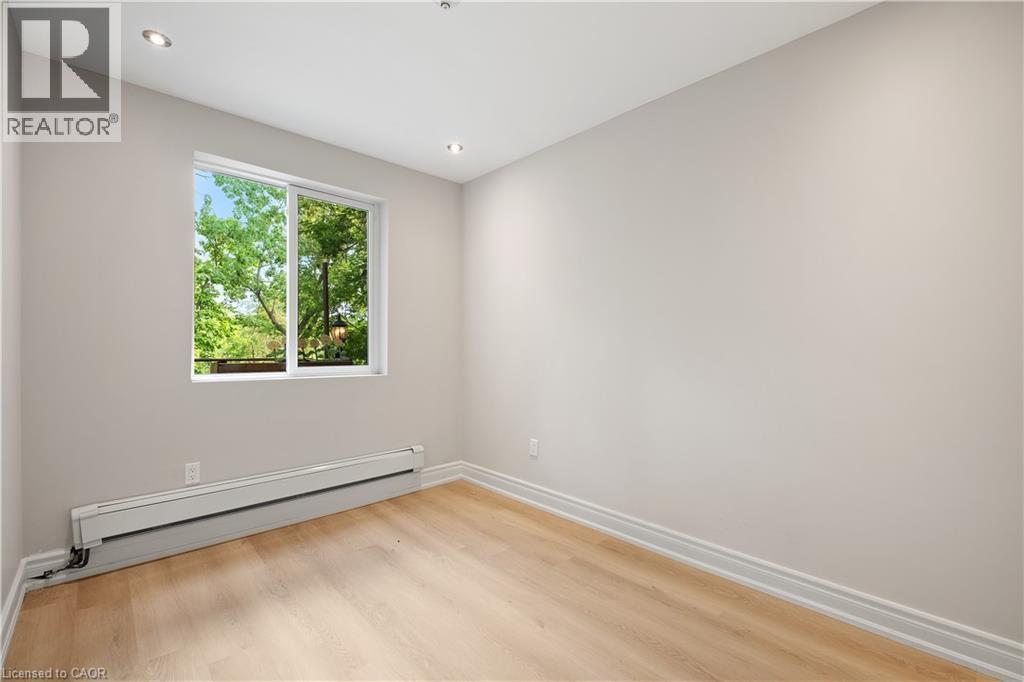 












69 HILLVIEW Road

,
St. Catharines,




Ontario
L2S1S8

