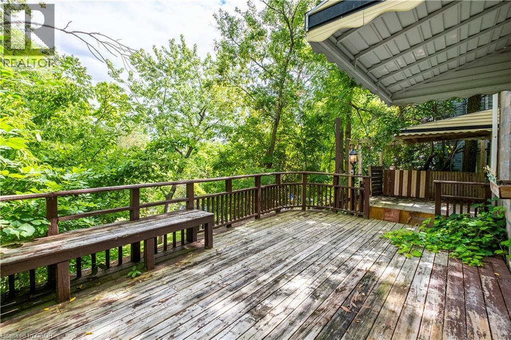 












69 HILLVIEW Road

,
St. Catharines,




Ontario
L2S1S8

