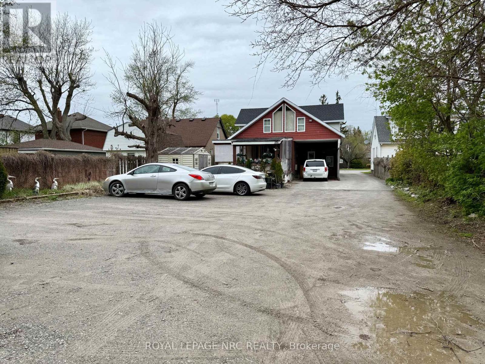 












6490 THOROLD STONE ROAD

,
Niagara Falls (Morrison),




Ontario
L2J1B3

