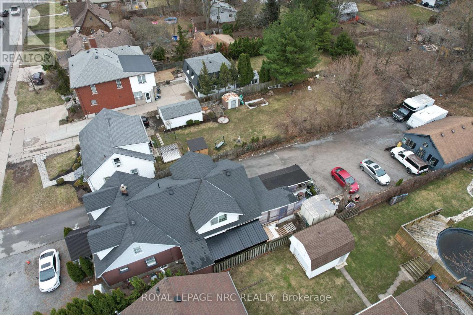 












6490 THOROLD STONE ROAD

,
Niagara Falls (Morrison),




Ontario
L2J1B3

