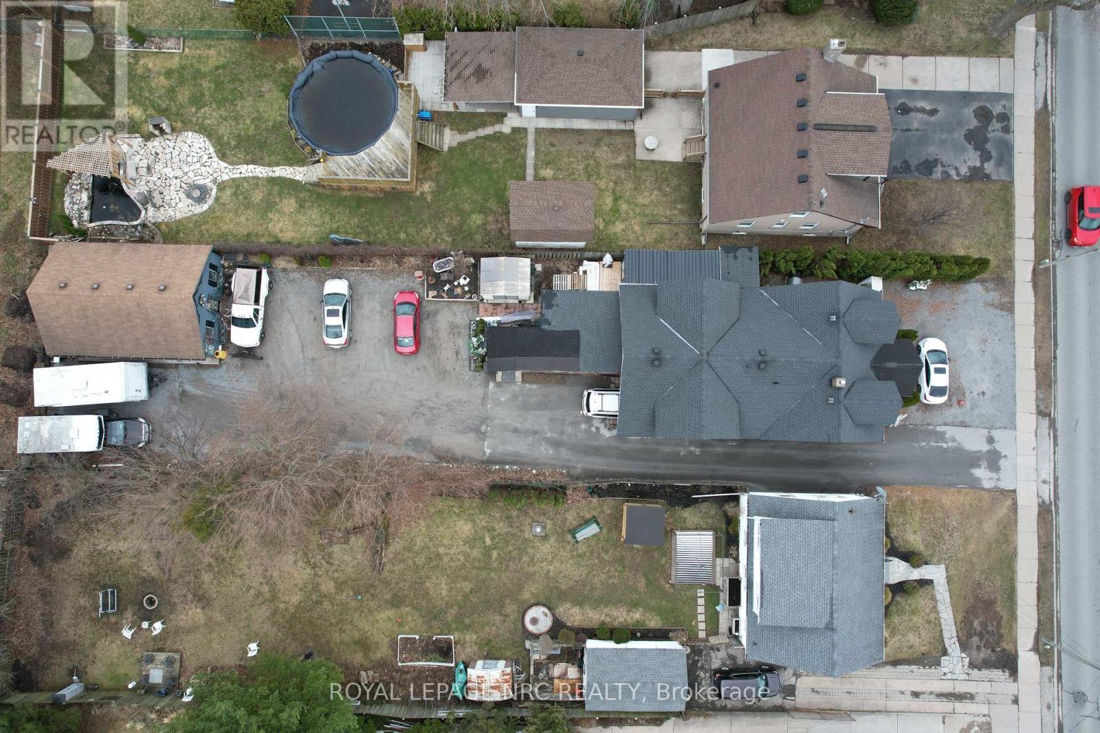 












6490 THOROLD STONE ROAD

,
Niagara Falls (Morrison),




Ontario
L2J1B3

