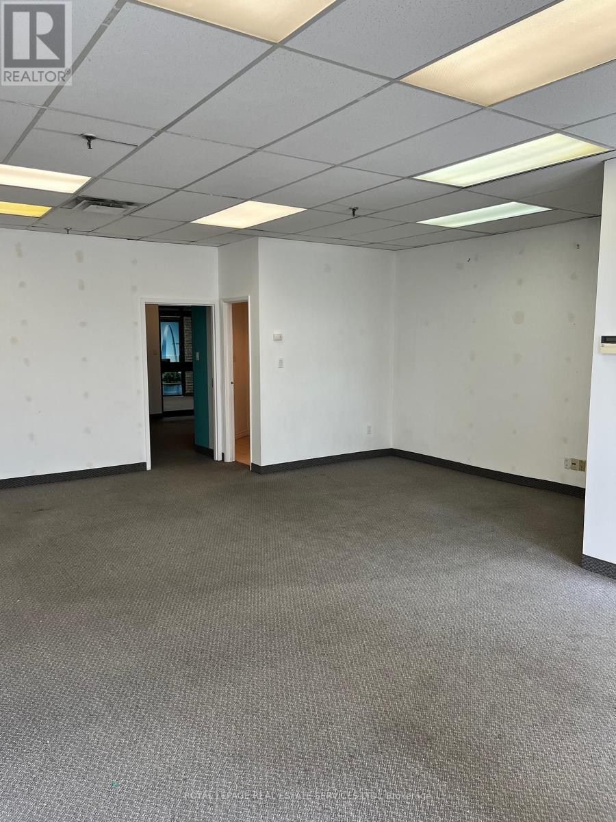 












124 - 557 DIXON ROAD

,
Toronto,




Ontario
M9W6K1

