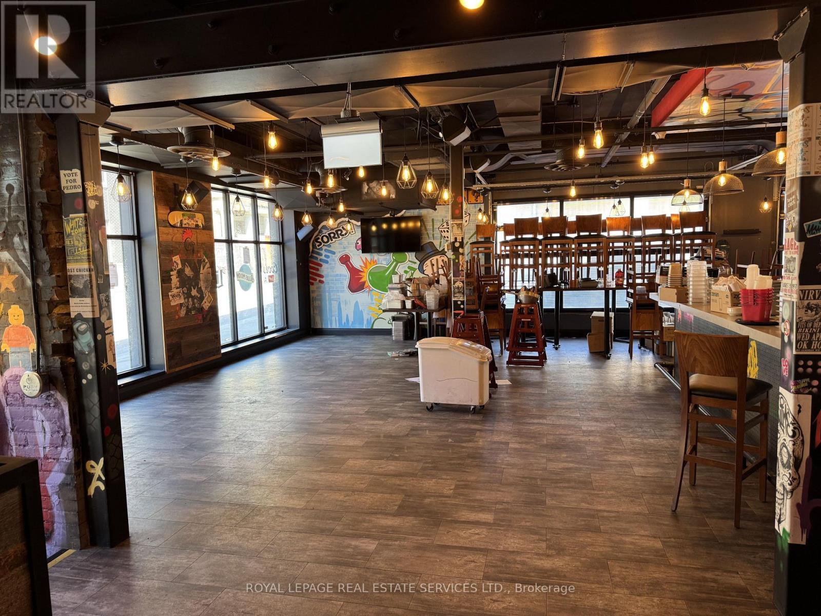 












1 QUEEN STREET N

,
Kitchener,




Ontario
N2H2G7


