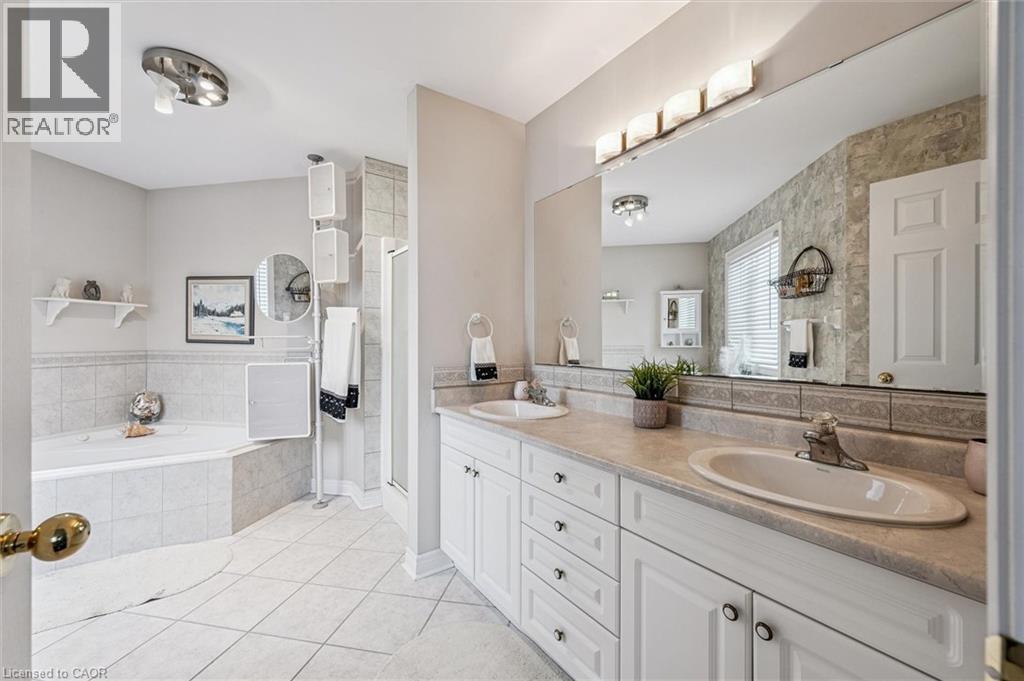 












87 LAW Drive

,
Guelph,




Ontario
N1E7J7

