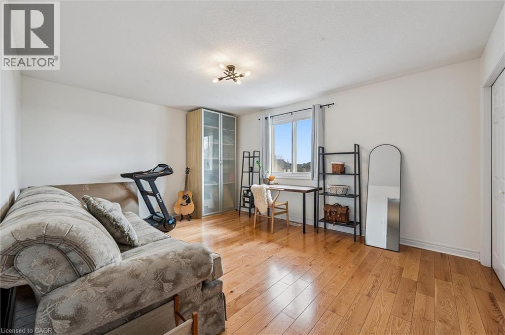 












87 LAW Drive

,
Guelph,




Ontario
N1E7J7

