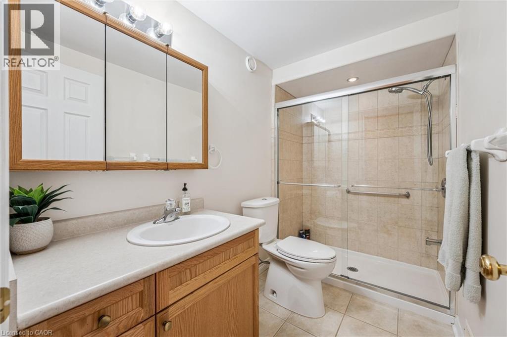 












87 LAW Drive

,
Guelph,




Ontario
N1E7J7

