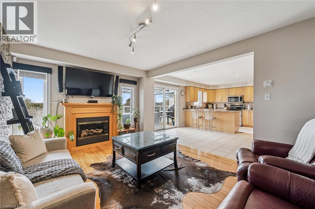 












87 LAW Drive

,
Guelph,




Ontario
N1E7J7

