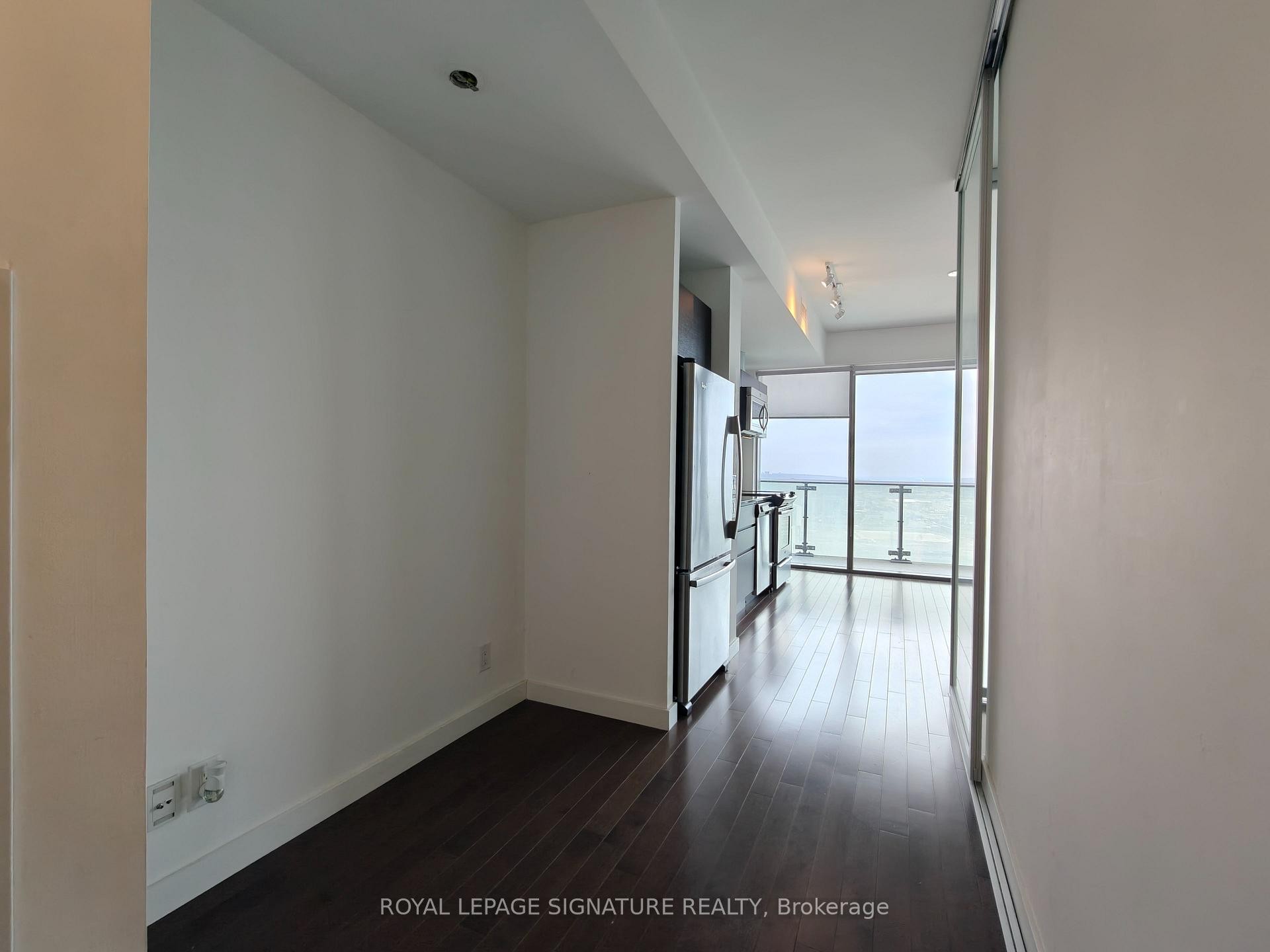 









390


Cherry

Street, 3305,
Toronto,




ON
M5A 0E2

