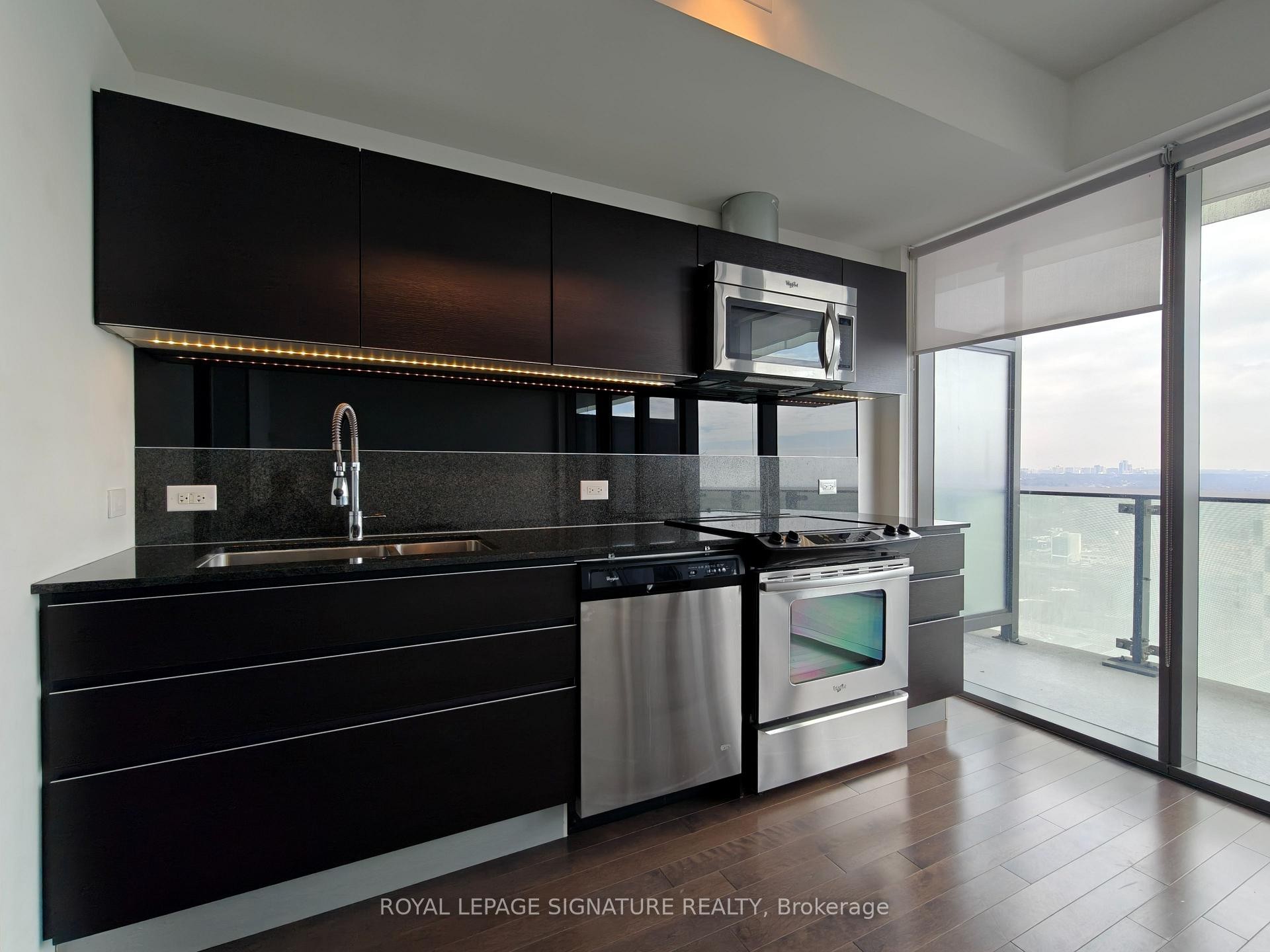 









390


Cherry

Street, 3305,
Toronto,




ON
M5A 0E2

