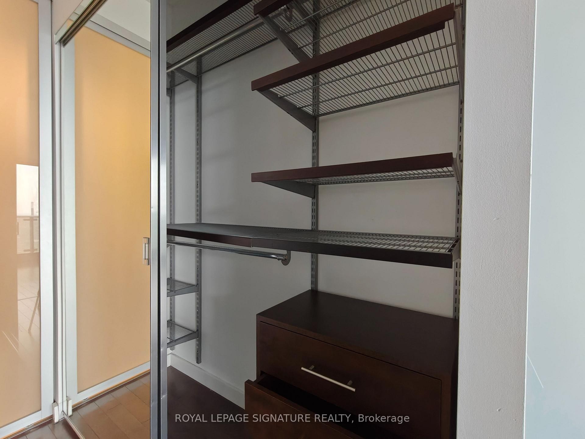 









390


Cherry

Street, 3305,
Toronto,




ON
M5A 0E2

