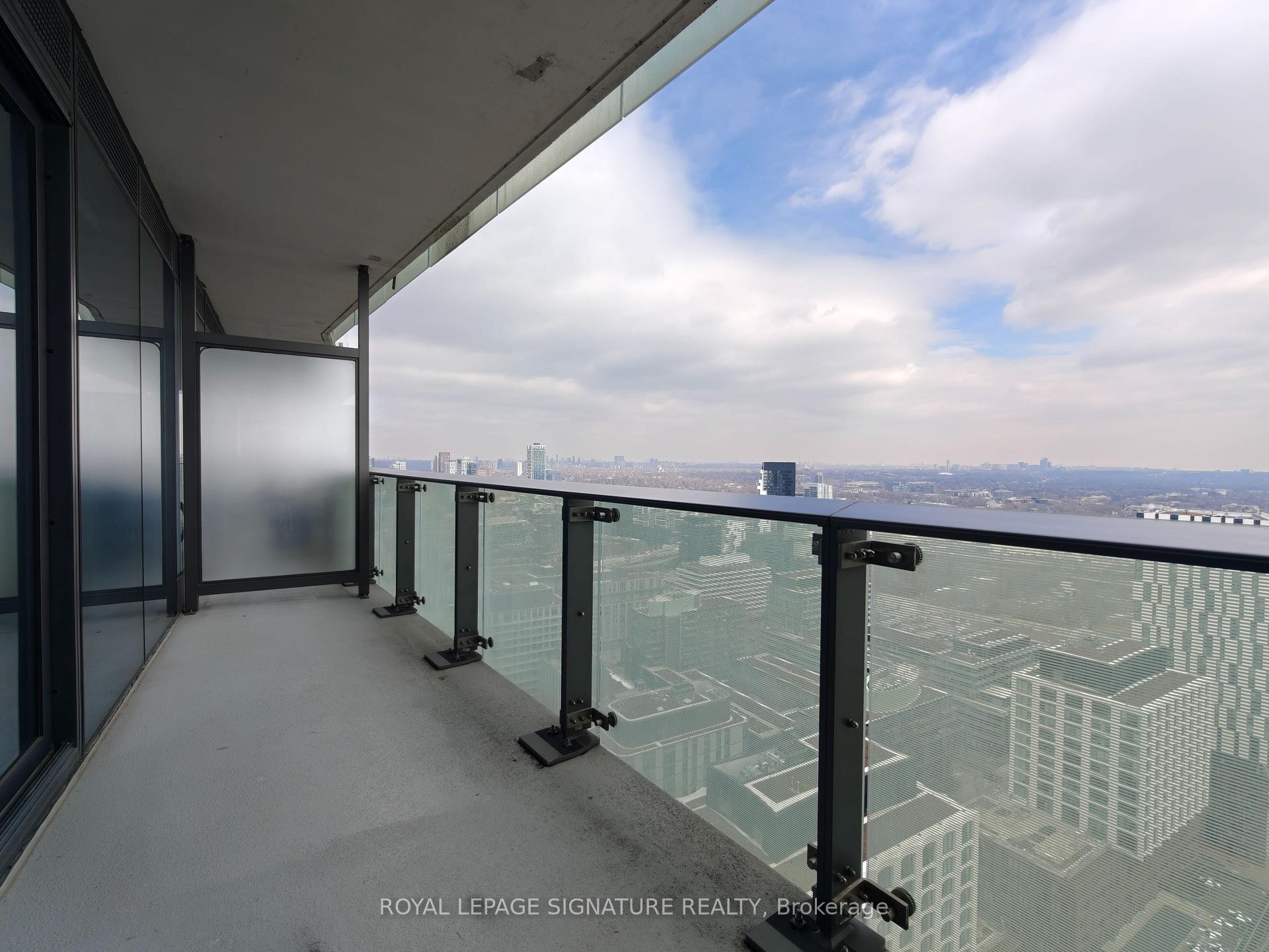 









390


Cherry

Street, 3305,
Toronto,




ON
M5A 0E2

